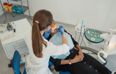 Fios de PDO na odontologia: riscos, regulamentação e o que perguntar antes de aceitar