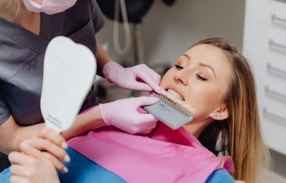 DTM e apertamento dental: guia passo a passo sobre sinais, causas e tratamentos locais