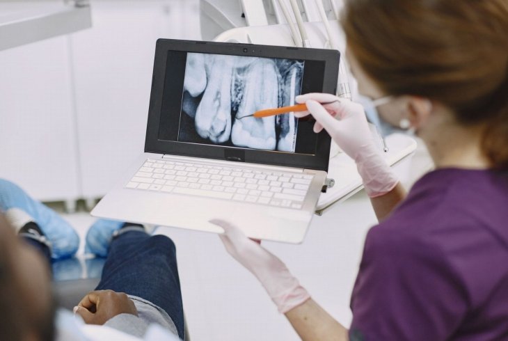 Teleodontologia para triagem de urgências e agendamento rápido em São Miguel do Oeste
